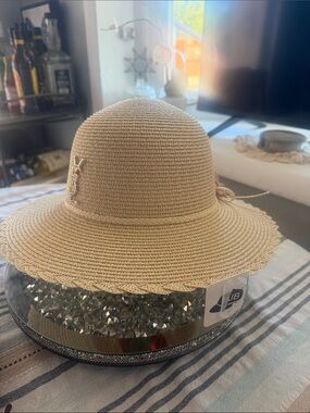 Luxury Beige Straw Sun Hat with logo NWT